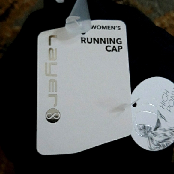 *Host Pick*Layer 8 UPF 40+running ladies hat - Picture 11 of 12